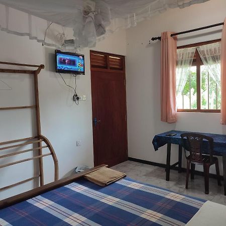 Rest Point Hotel Unawatuna Ngoại thất bức ảnh