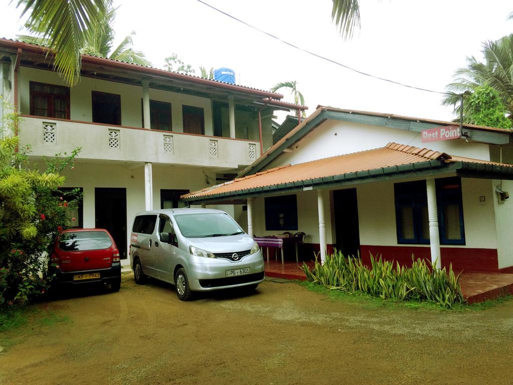 Rest Point Hotel Unawatuna Ngoại thất bức ảnh